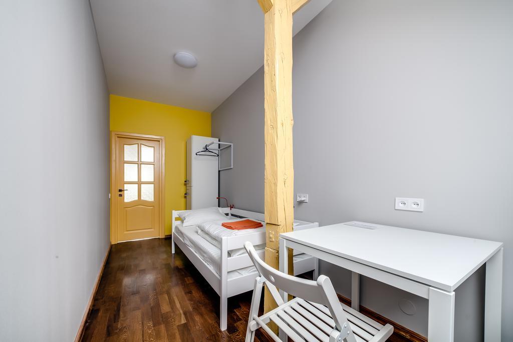 Park Plus Hostel Lviv Bilik gambar